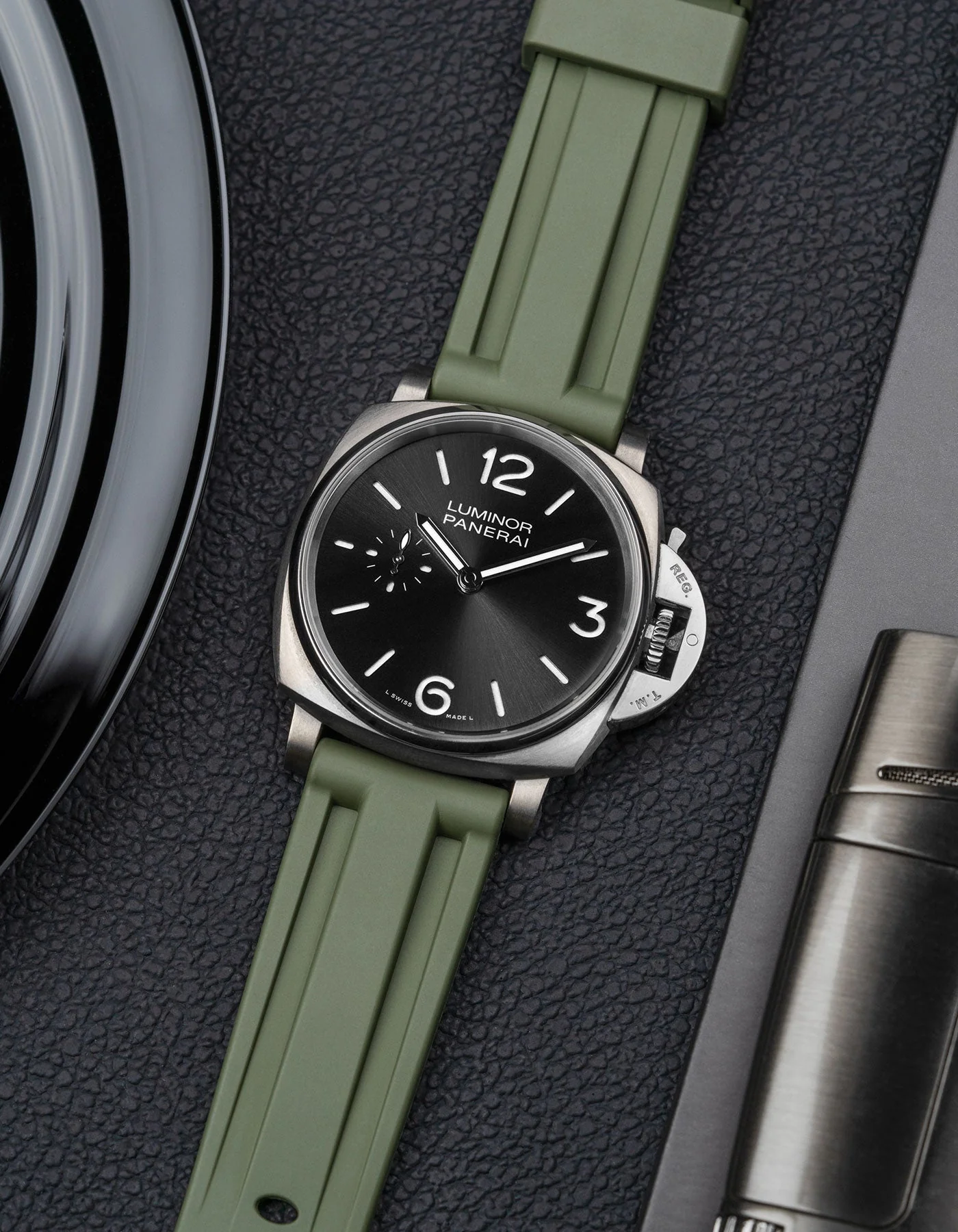 FKM Rubber Straps for Panerai Submersible - Image 7