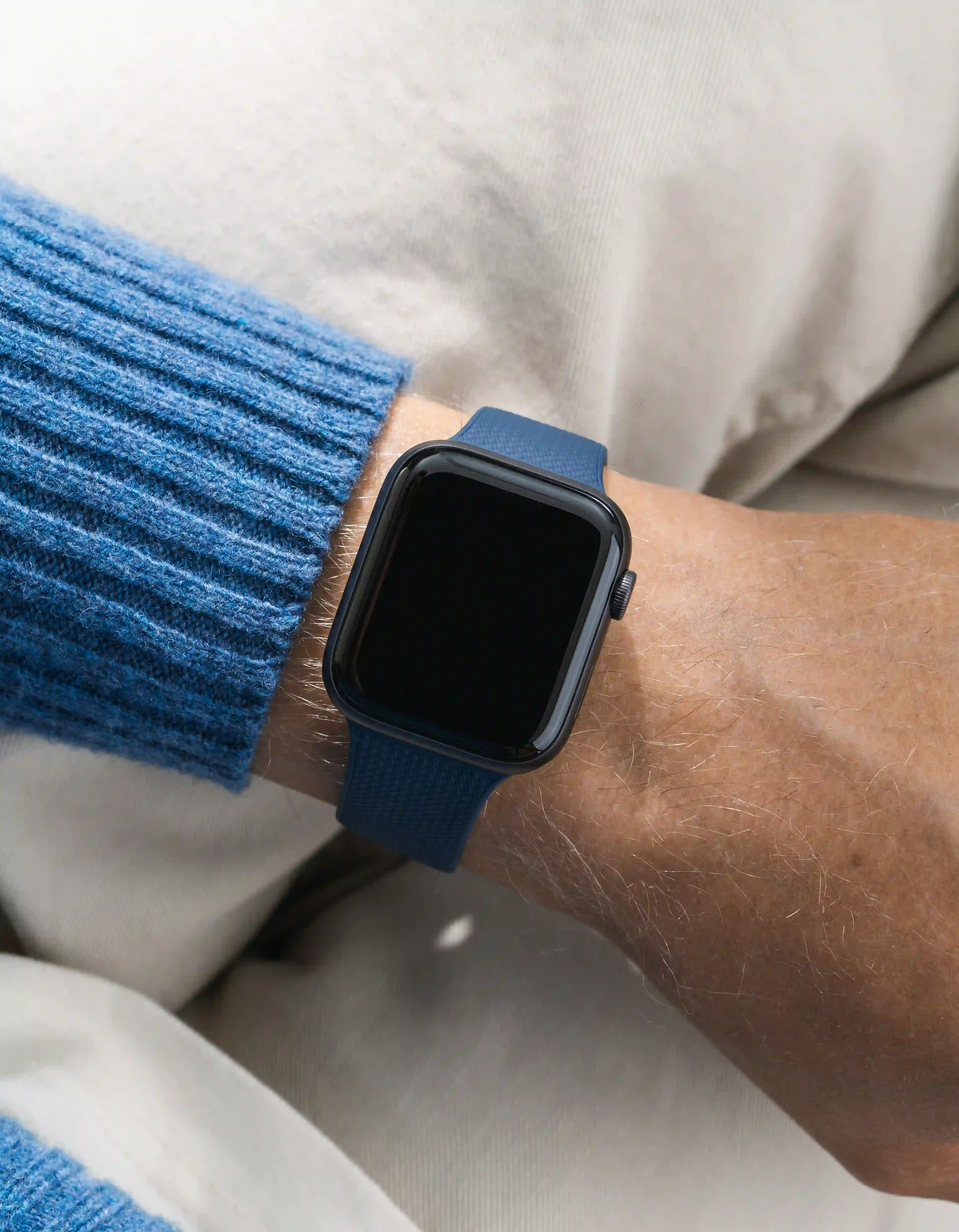Apple Watch Band with Integrated Adapter - Image 6