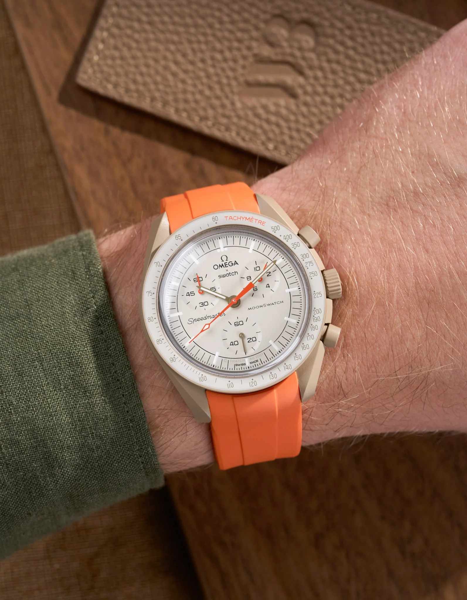 Curved Rubber Strap - Orange - Image 2