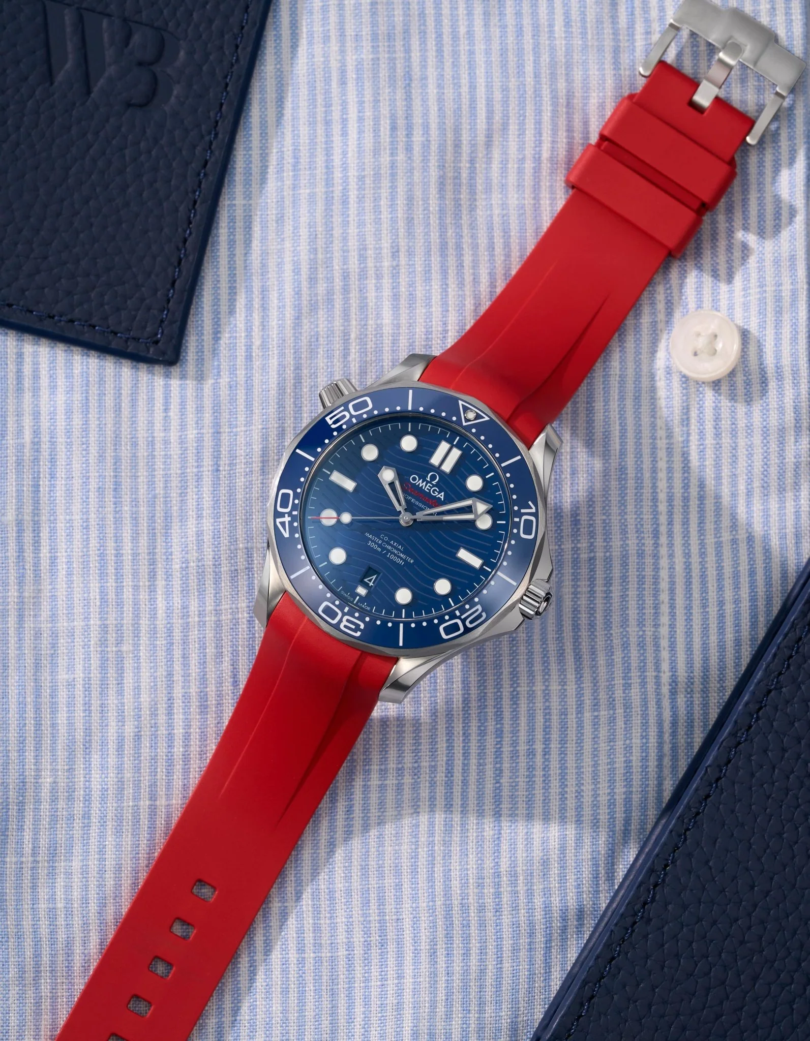 FKM Rubber Strap for Omega Seamaster 300 Diver - Red - Image 3