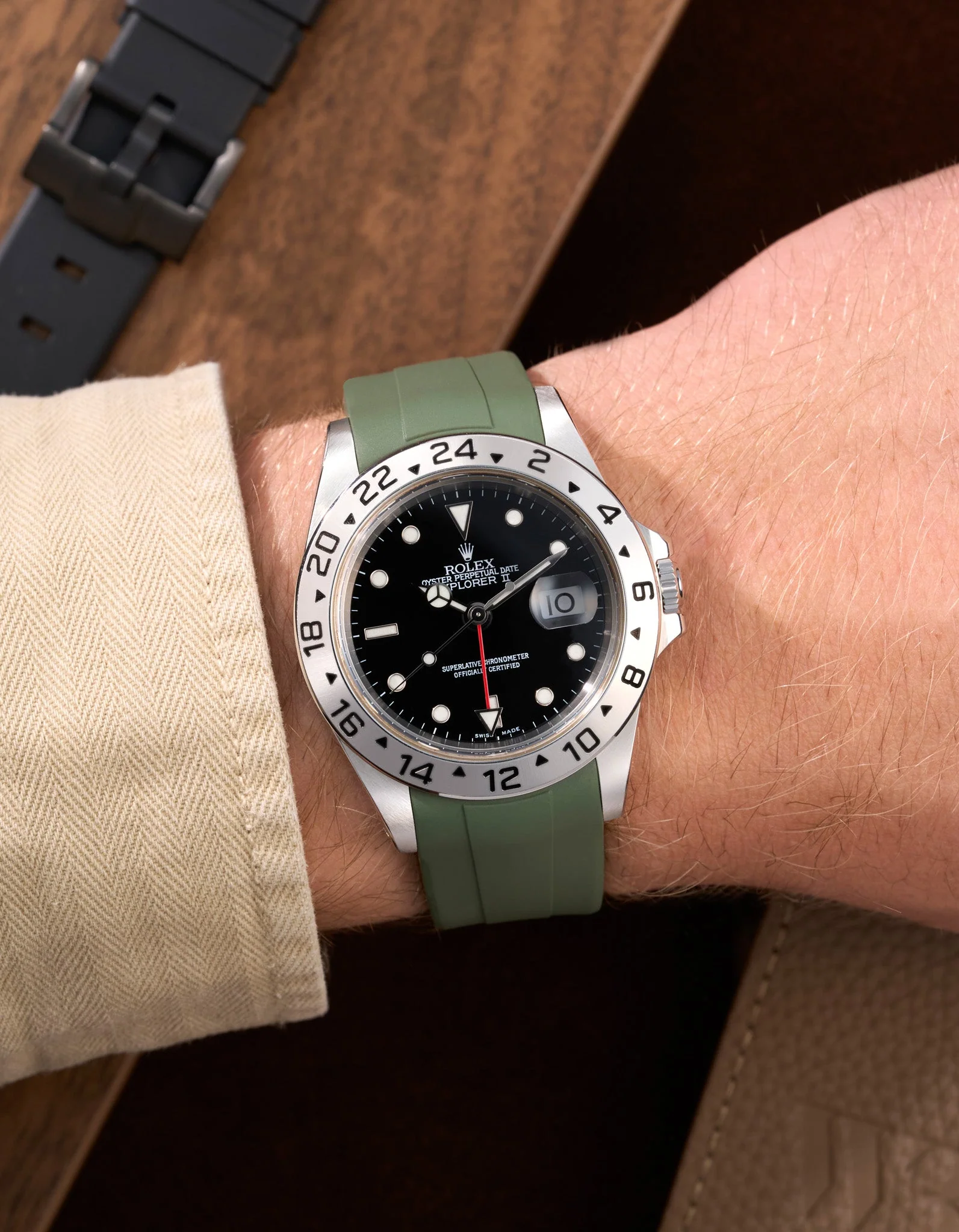 FKM Rubber Strap for Rolex Explorer II 16570 - Image 7