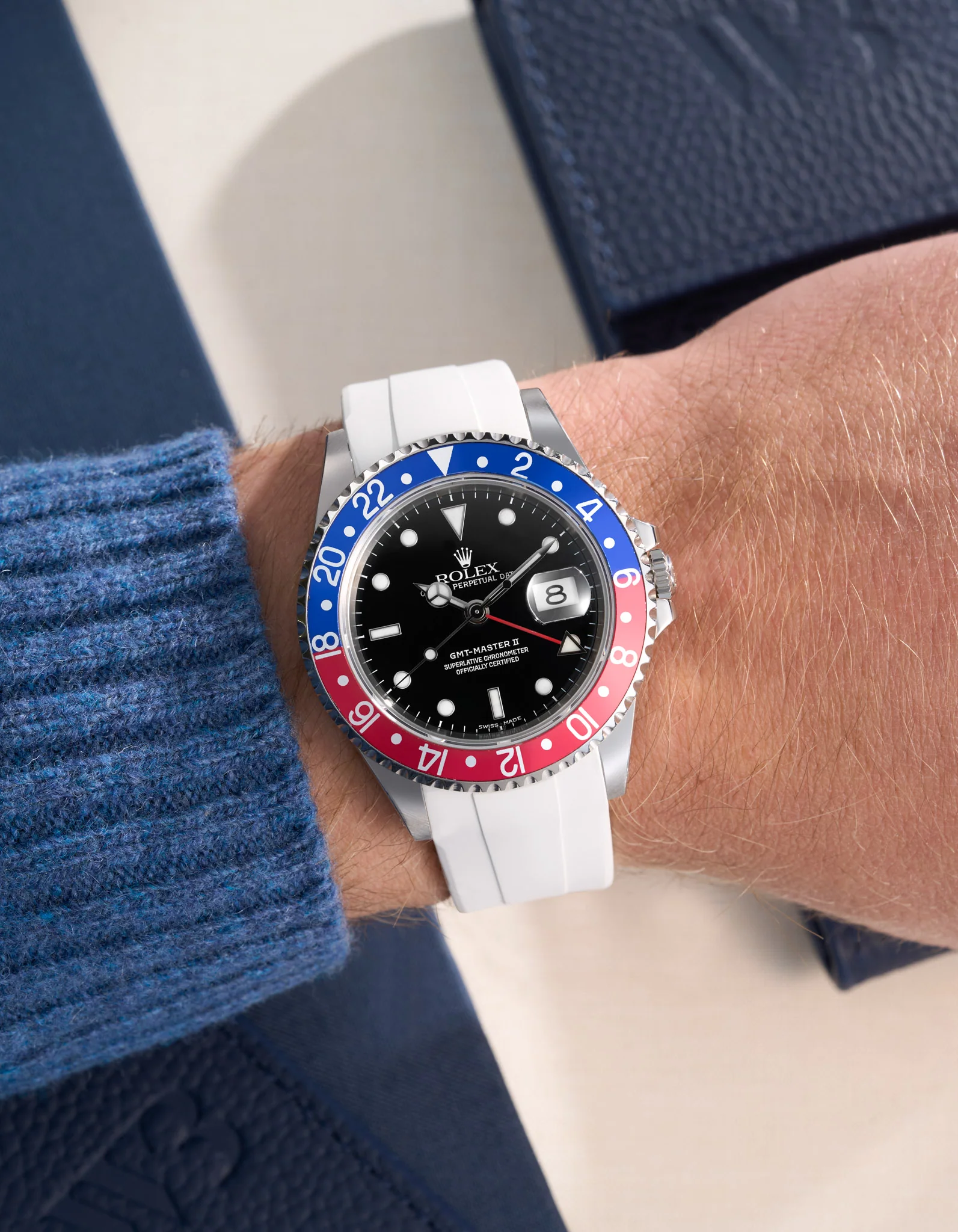 FKM Rubber Strap for Rolex GMT Master II 16710 Pepsi - Image 11