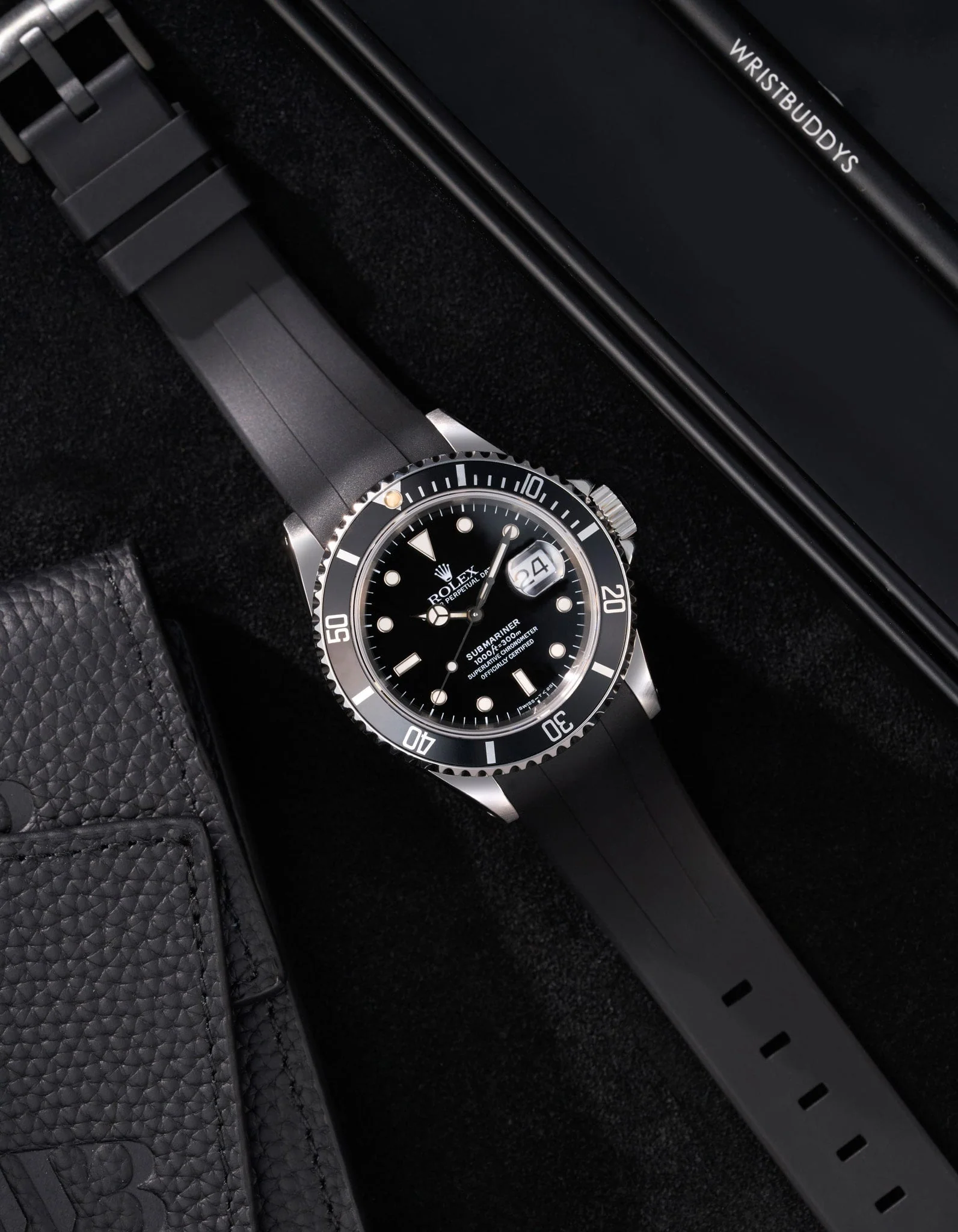 FKM Rubber Strap for Rolex Submariner 16610 - Image 4