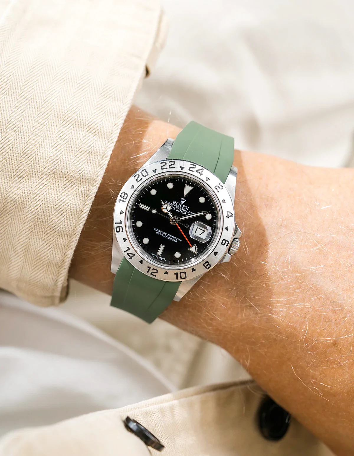 FKM Rubber Strap Integrated for Original Clasp - Rolex Explorer II 16570 - Image 6