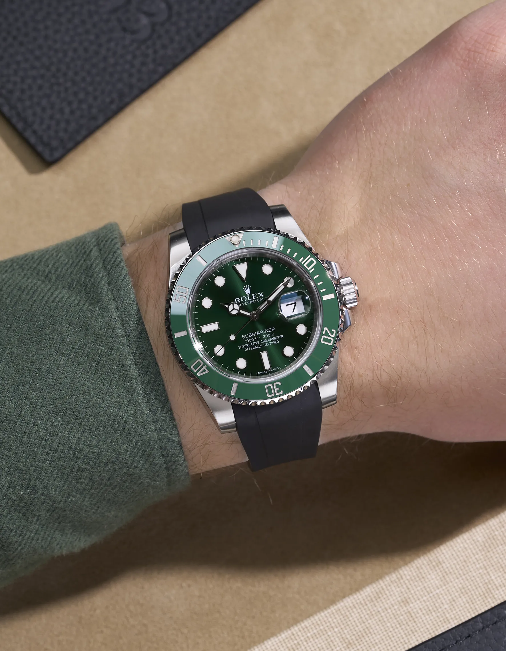FKM Rubber Strap Integrated for Original Clasp – Submariner 116610LN/114060LN (1 gen) - Image 4