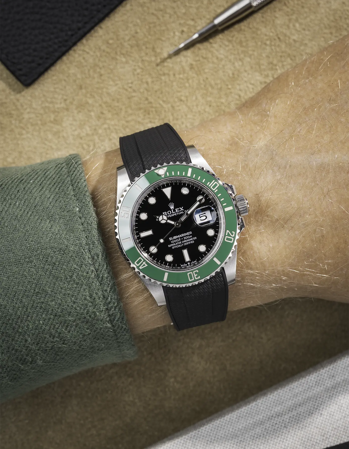 FKM Rubber Strap Integrated for Original Clasp - Submariner 41 - 126610LN/124060LN - Image 11
