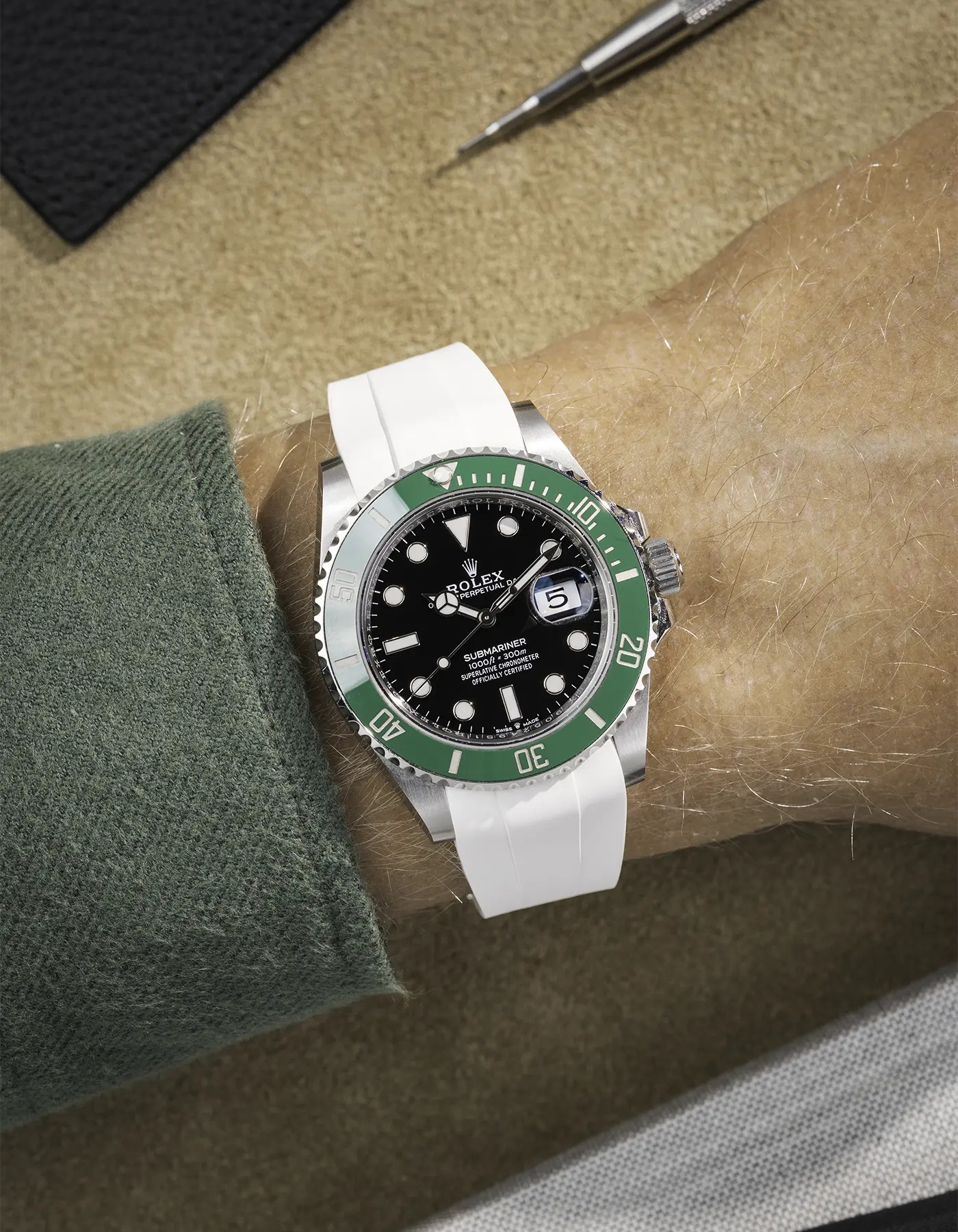 FKM Rubber Strap Integrated for Original Clasp - Submariner 41 - 126610LN/124060LN - Image 17
