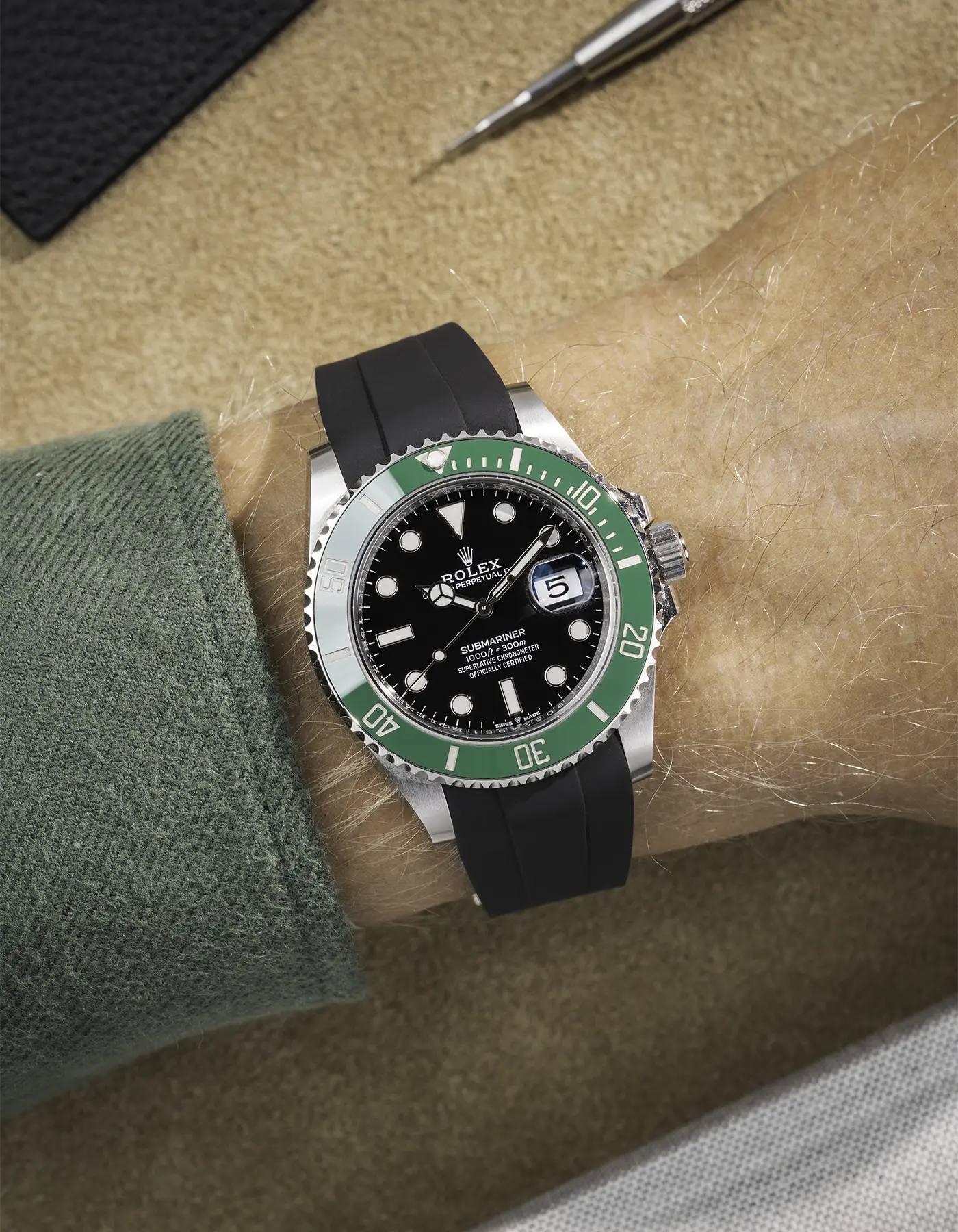 FKM Rubber Strap Integrated for Original Clasp - Submariner 41 - 126610LN/124060LN - Image 6