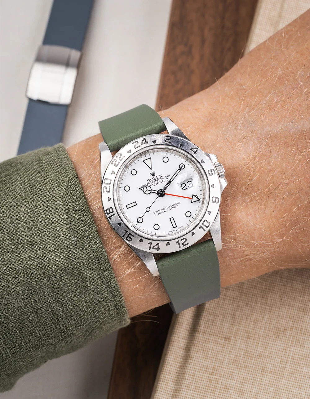 CTS FKM Rubber Strap 18-22mm - Image 12