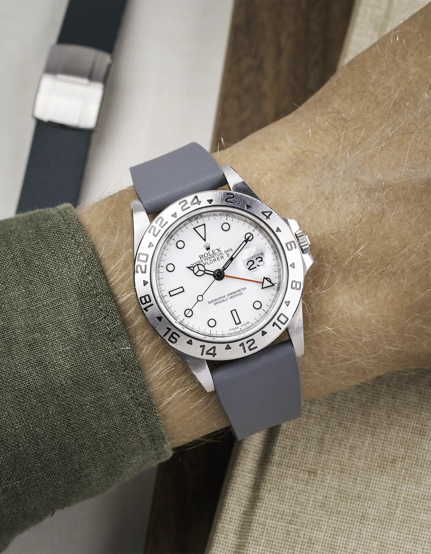 CTS FKM Rubber Strap 18-22mm - Image 16