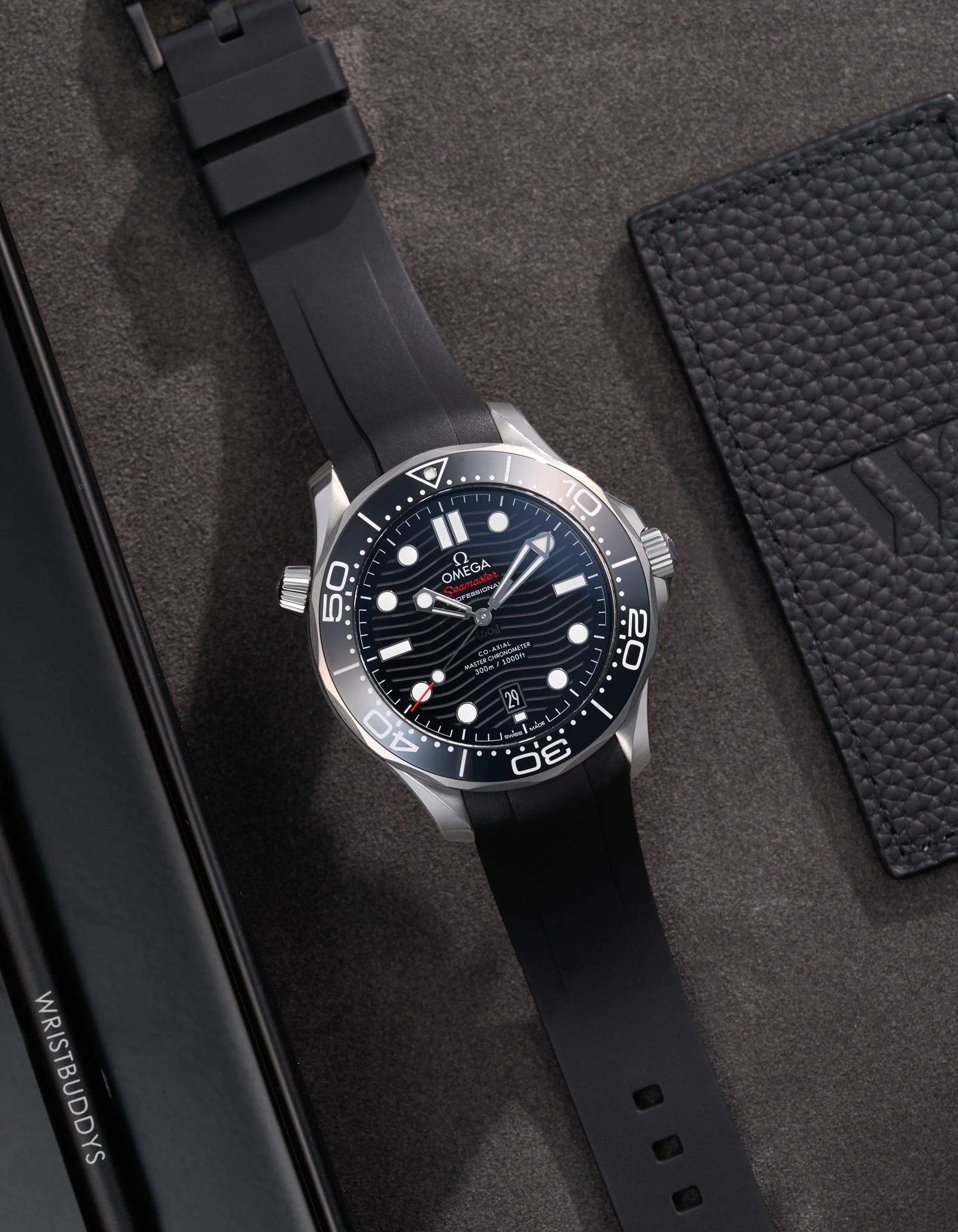 Rubber Strap for Omega Seamaster Diver 300 42mm Black - Image 3