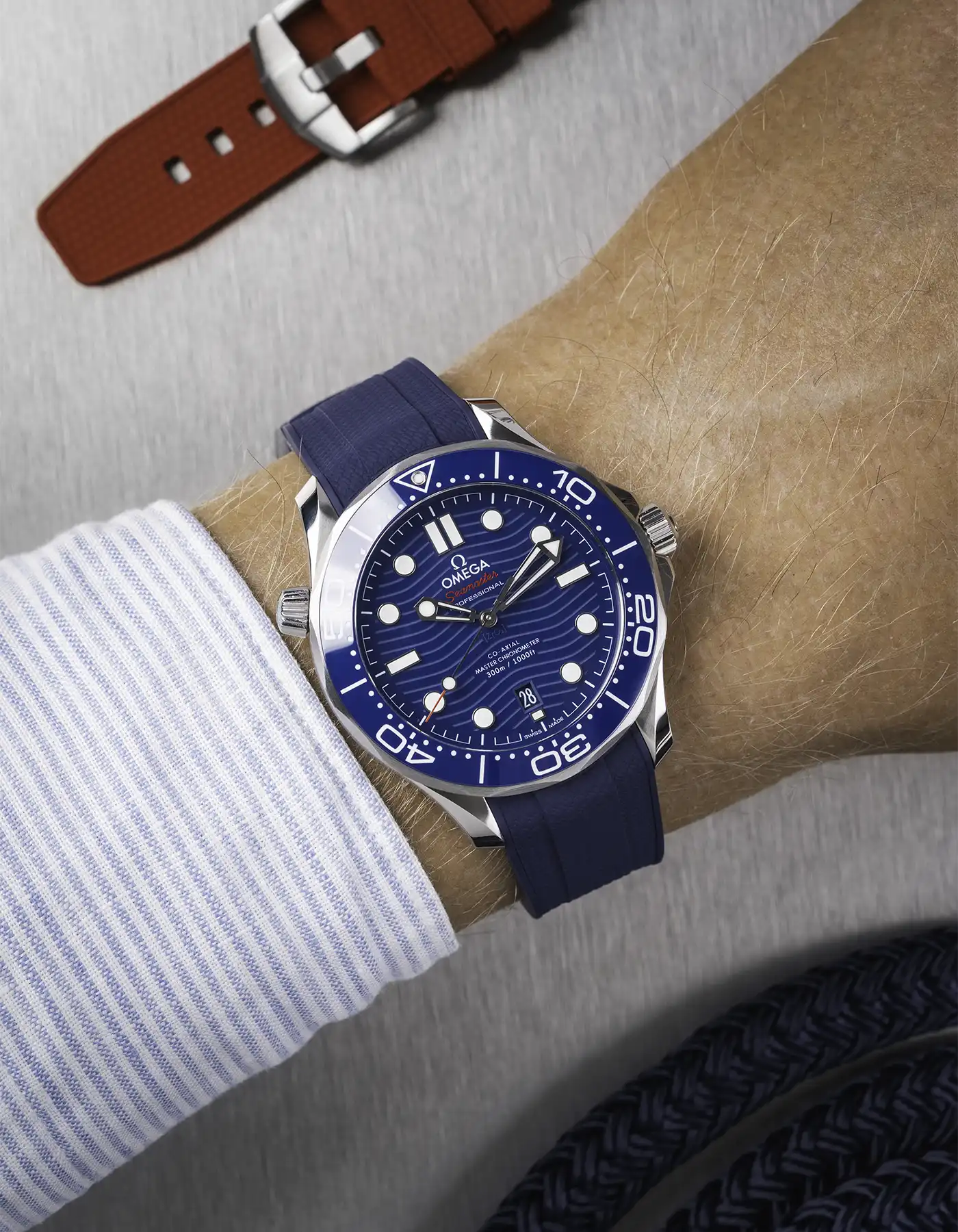 Rubber Strap for Omega Seamaster Diver 300 42mm Blue - Image 8