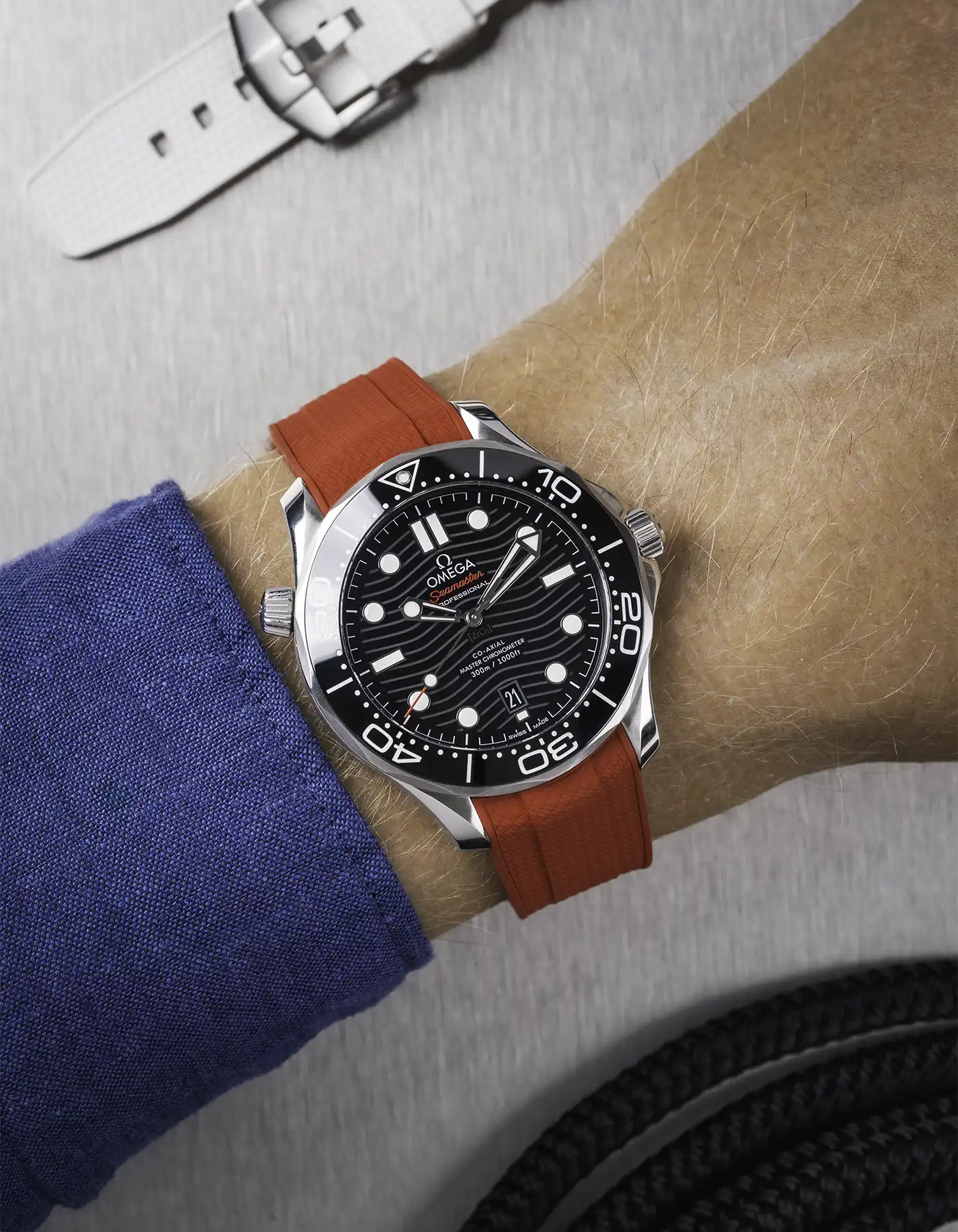 Rubber Strap for Omega Seamaster Diver 300 42mm Black - Image 25