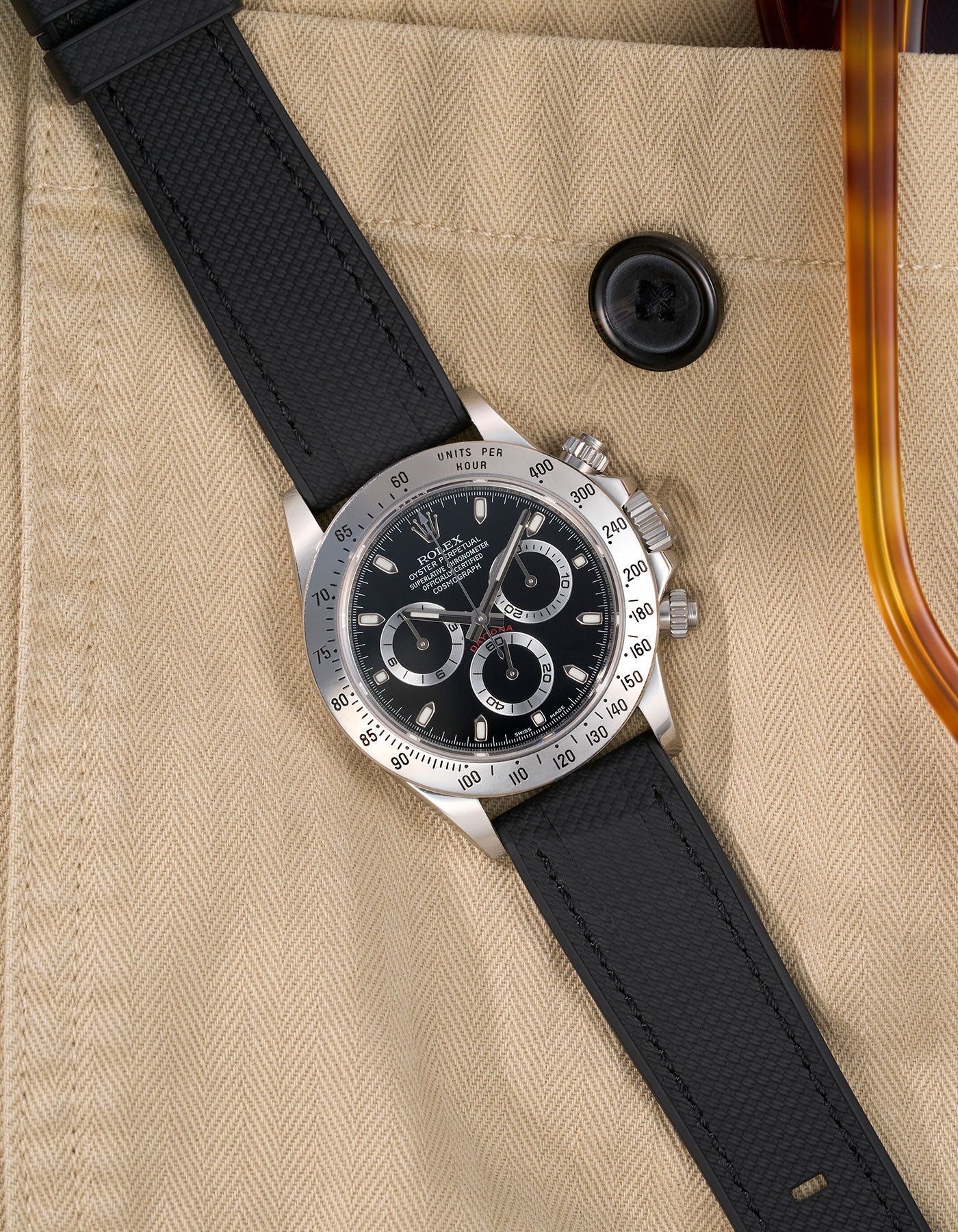 Straight End Vertech FKM Strap - 20mm - Image 5