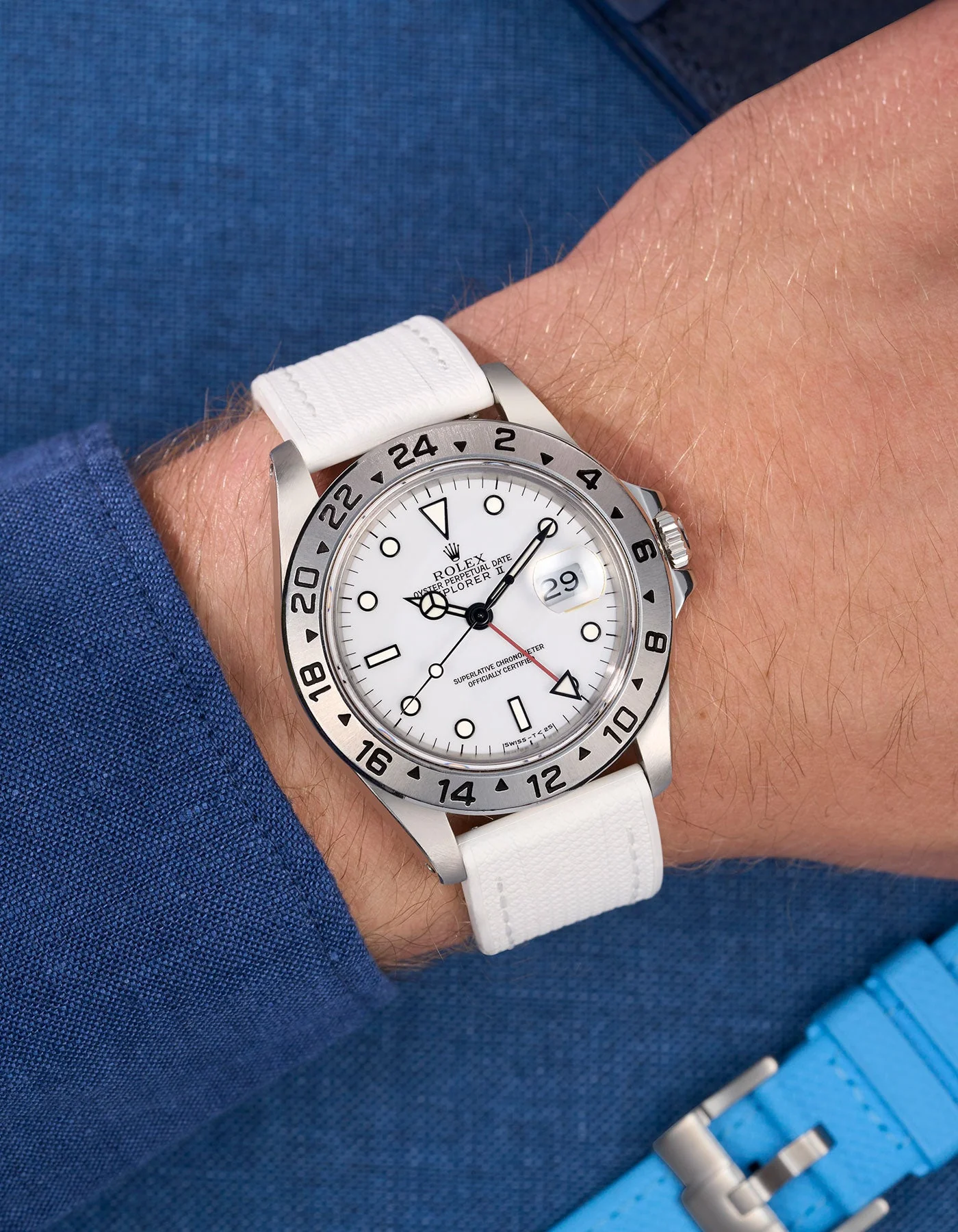 Straight End Vertech FKM Strap - 20mm White - Image 3
