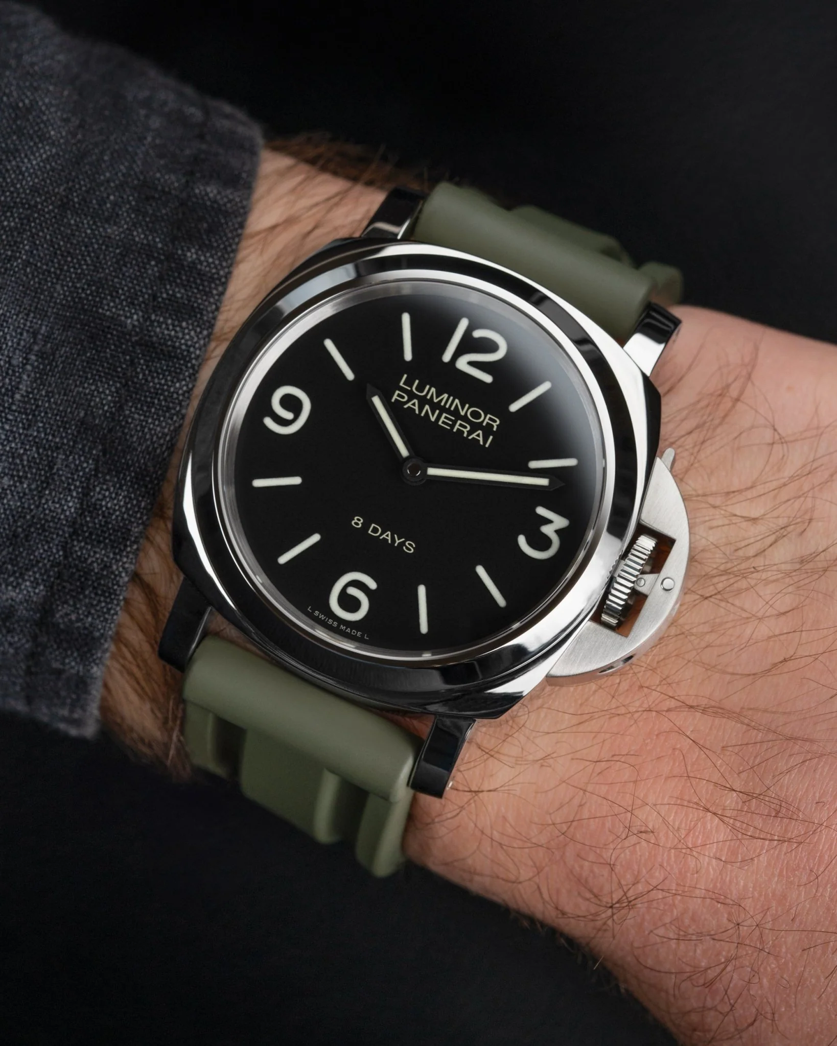 Military Green Universal FKM Rubber Strap 20mm-24mm - Image 7