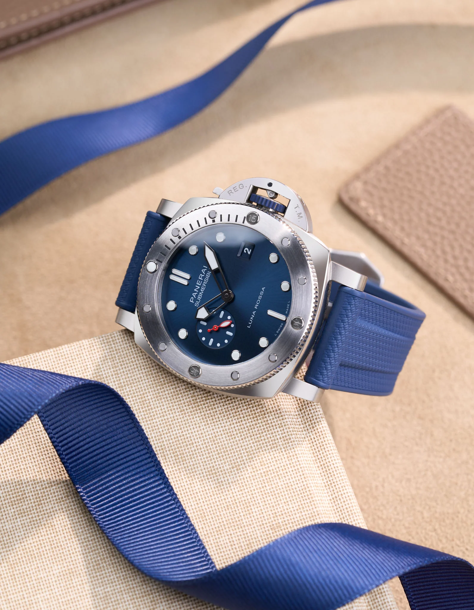 Vertech FKM Rubber Straps for Panerai Submersible - Image 12