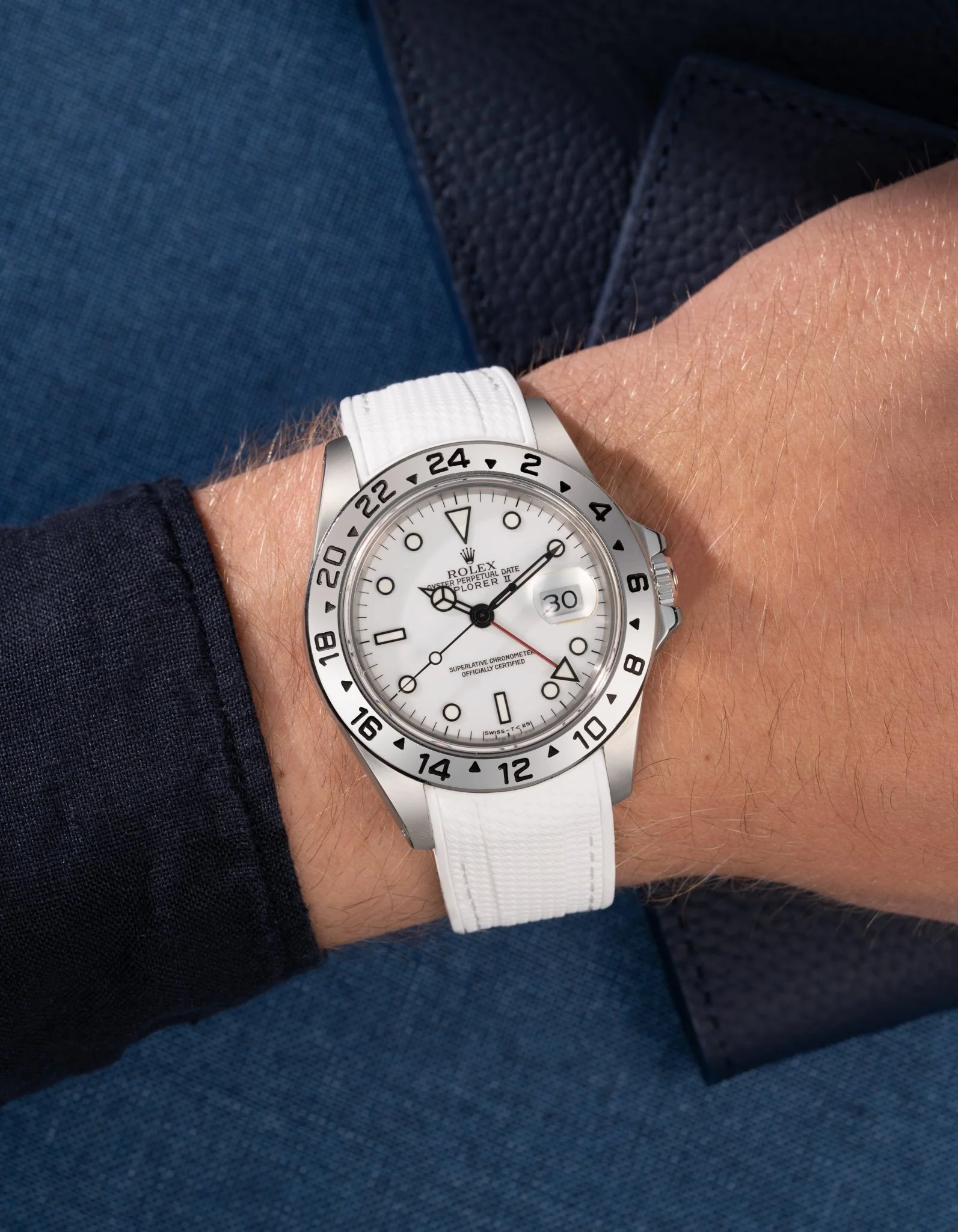 Vertech Rubber Strap for Rolex Explorer II 16570 - Image 3