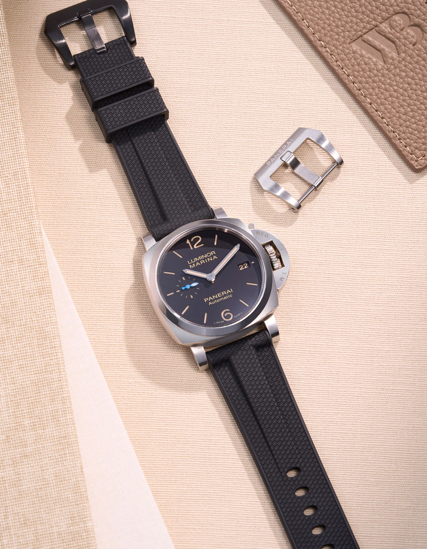 Vertech FKM Rubber Strap for Panerai 22mm, 24mm & 26mm - Image 10